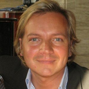 Meet your Posher, Christopher